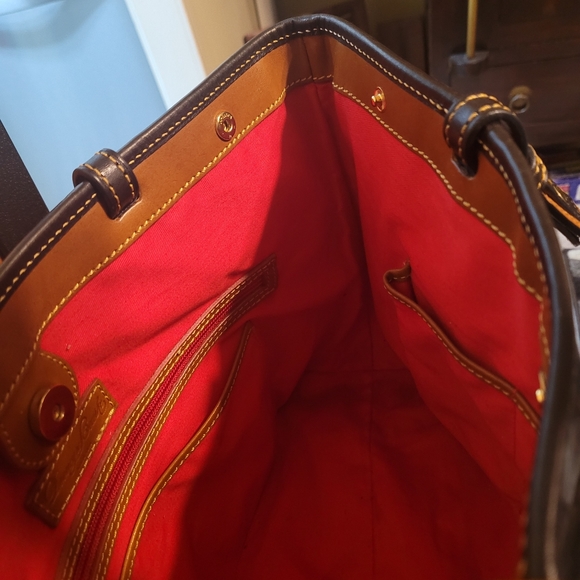 Handbag - Picture 3 of 5